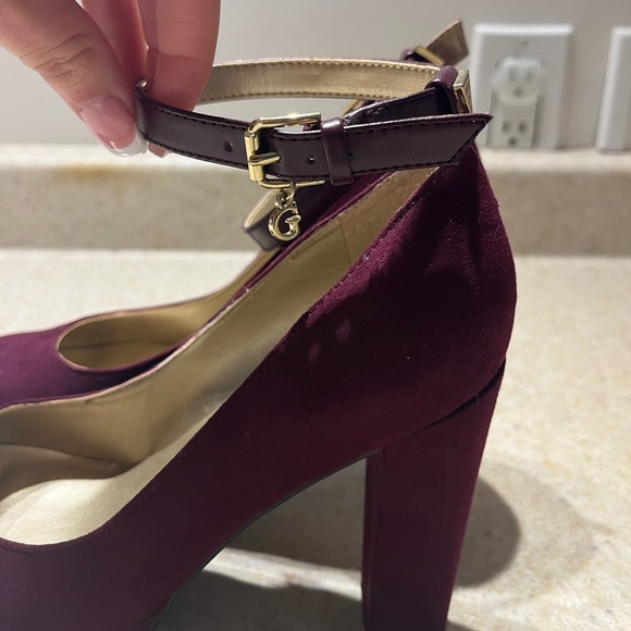 Guess platform heels, worn once, excellent condition. Size 8 - Picture 3 of 6